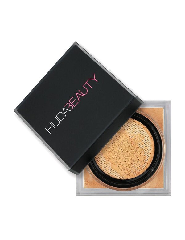 Huda Beauty Easy Bake Loose Powder in Blondie