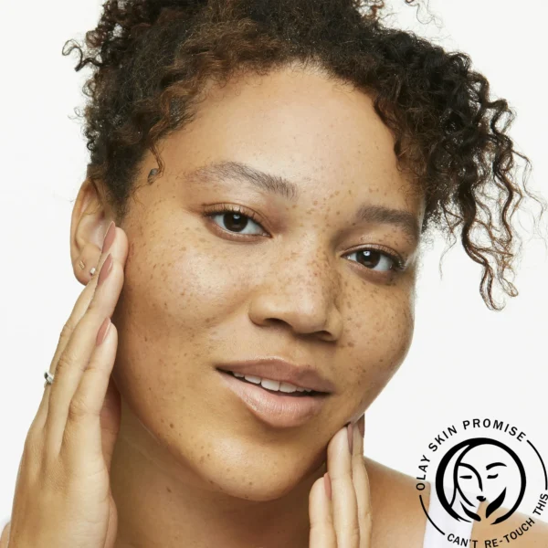 Olay Clarifying Daily Facial Cleanser - Image 2